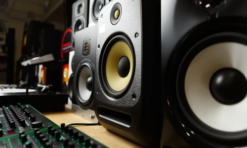 opravy profi reproduktorů